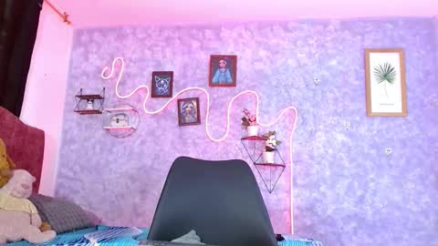 Snapshot of everlin__hot_ chatting on 1, 2, 2026 everlin__hot_ online show from 1, 2, 2026