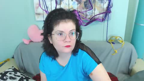 Snapshot of everly_rays chatting on 6, 12, 2024 Everly online show from 6, 12, 2024