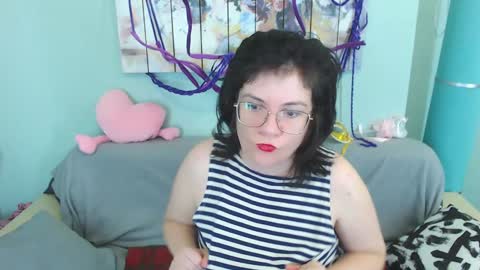 Snapshot of everly_rays chatting on 15, 12, 2024 Everly online show from 15, 12, 2024