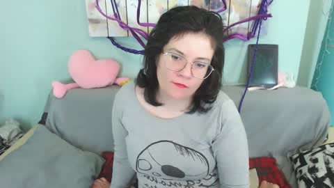 Snapshot of everly_rays chatting on 21, 12, 2024 Everly online show from 21, 12, 2024