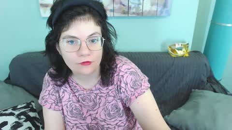 Snapshot of everly_rays chatting on 28, 1, 2025 Everly online show from 28, 1, 2025