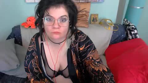 Snapshot of everly_rays chatting on 30, 10, 2025 Everly online show from 30, 10, 2025