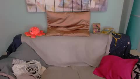 Snapshot of everly_rays chatting on 26, 11, 2025 Everly online show from 26, 11, 2025