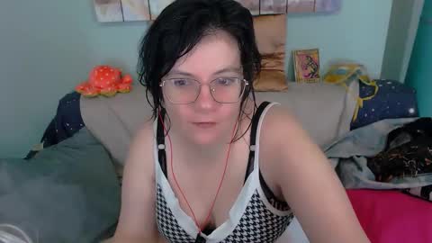 Snapshot of everly_rays chatting on 30, 11, 2025 Everly online show from 30, 11, 2025