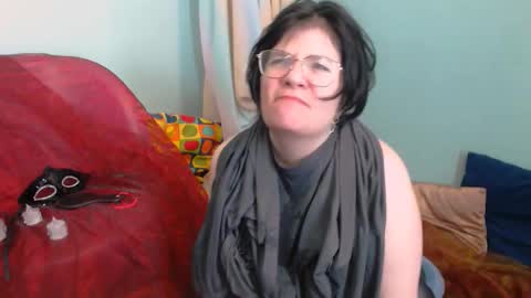 Snapshot of everly_rays chatting on 15, 12, 2025 Everly online show from 15, 12, 2025