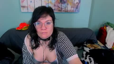 Everly online show from 2, 4, 2026