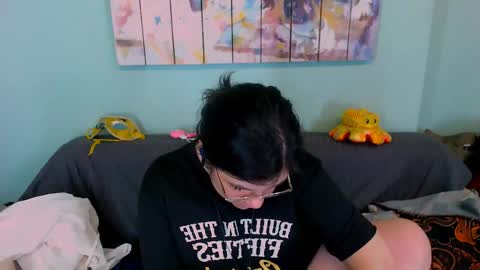 Snapshot of everly_rays chatting on 18, 4, 2026 Everly online show from 18, 4, 2026
