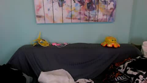 Snapshot of everly_rays chatting on 20, 4, 2026 Everly online show from 20, 4, 2026