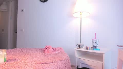 Snapshot of eves_bodyxxx chatting on 1, 3, 2025 Sensation Body online show from 1, 3, 2025