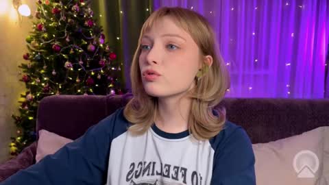 Snapshot of eves_eyes chatting on 18, 1, 2026 Forget me not eve on CB online show from 18, 1, 2026