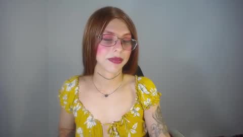 Snapshot of evi_kitty chatting on 8, 2, 2025 Evi online show from 8, 2, 2025