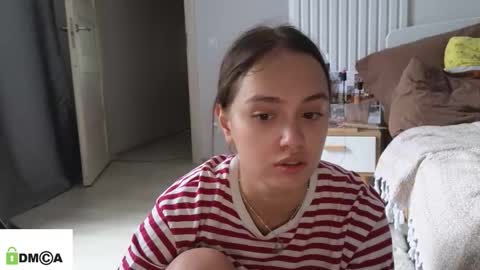 evi_woow online show from 28, 2, 2026