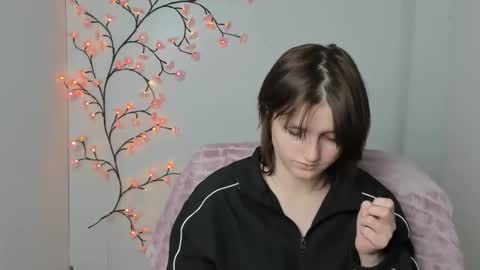 Evie online show from 17, 1, 2026