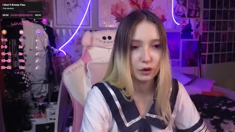 Evie online show from 12, 3, 2025