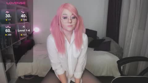 Snapshot of eviecuster chatting on 20, 12, 2025 Im gonna be on in 2 hours online show from 20, 12, 2025