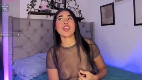 Ivi Alejandra  online show from 8, 11, 2025