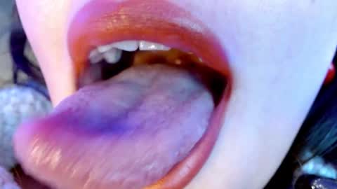 Snapshot of evolethmontenegros chatting on 17, 1, 2025 Evoleth online show from 17, 1, 2025