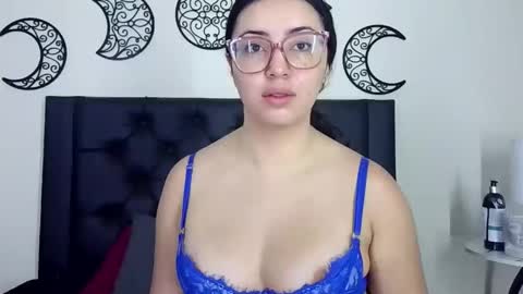 Snapshot of evoletmk chatting on 18, 1, 2026 Evolet online show from 18, 1, 2026