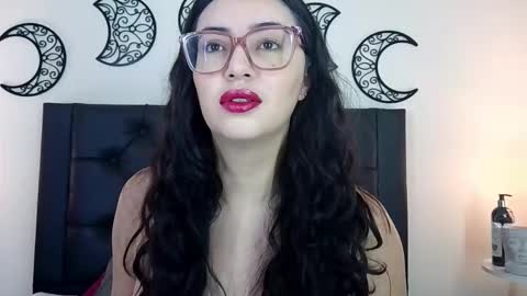 Snapshot of evoletmk chatting on 1, 2, 2026 Evolet online show from 1, 2, 2026