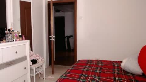 Snapshot of evolett chatting on 19, 2, 2025 ONLYFANS There are legends that in this room all your wishes can come true Private is Open online show from 19, 2, 2025