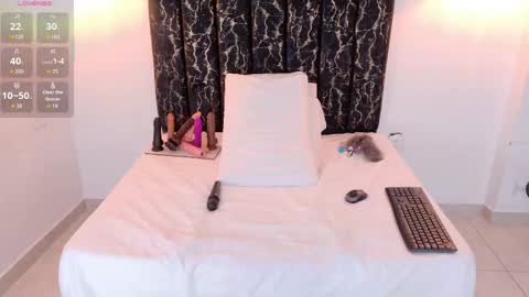 Snapshot of evvaa_moon chatting on 3, 6, 2026 evvaa_moon online show from 3, 6, 2026
