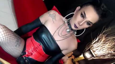 Snapshot of evy_hot_xx90 chatting on 20, 2, 2025 goddess evy-DONT FORGET TO GIVE ME A THUMBS UP AND FOLLOW online show from 20, 2, 2025