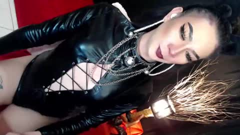 Snapshot of evy_hot_xx90 chatting on 22, 2, 2025 goddess evy-DONT FORGET TO GIVE ME A THUMBS UP AND FOLLOW online show from 22, 2, 2025