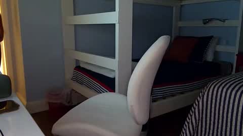 Snapshot of exhibitman69_ldb chatting on 30, 4, 2026 exhibitman69_ldb online show from 30, 4, 2026