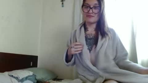 Exolizz online show from 2, 1, 2025