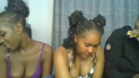 Snapshot of exotic_cutiee chatting on 21, 4, 2026 exotic_cutiee online show from 21, 4, 2026