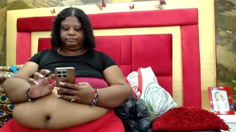 Snapshot of exoticbigmandx chatting on 23, 10, 2025 Mandy online show from 23, 10, 2025