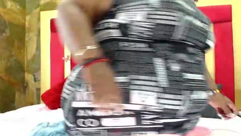 Snapshot of exoticbigmandx chatting on 12, 11, 2025 Mandy online show from 12, 11, 2025