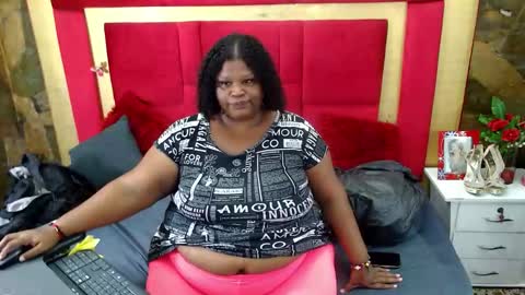Snapshot of exoticbigmandx chatting on 25, 11, 2025 Mandy online show from 25, 11, 2025