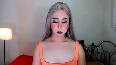 expensive_elise online show from 25, 3, 2026