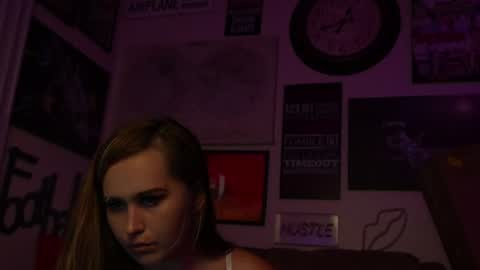 Snapshot of explicitshaybaby chatting on 15, 6, 2026 explicitshaybaby online show from 15, 6, 2026