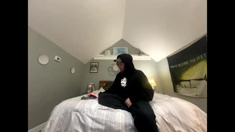 Snapshot of explosive_andyy chatting on 22, 10, 2025 Explosivee andyy online show from 22, 10, 2025