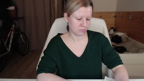 Snapshot of exponentex5 chatting on 2, 12, 2024 Crystal online show from 2, 12, 2024