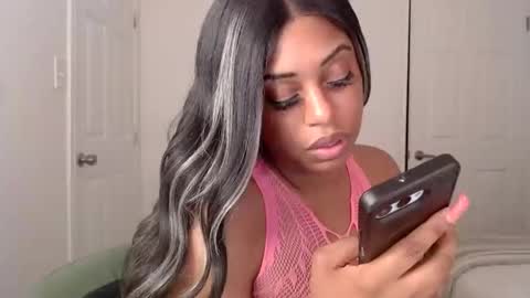 Snapshot of exstacybanks chatting on 19, 11, 2025 exstacybanks online show from 19, 11, 2025