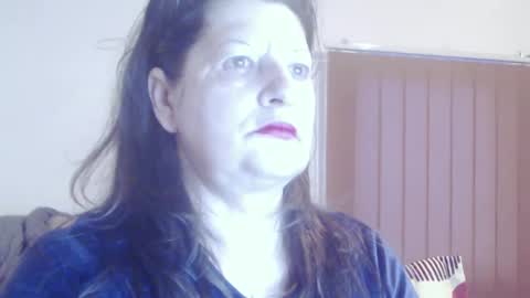 Snapshot of extasymature chatting on 2, 1, 2025 ExtasyMature online show from 2, 1, 2025