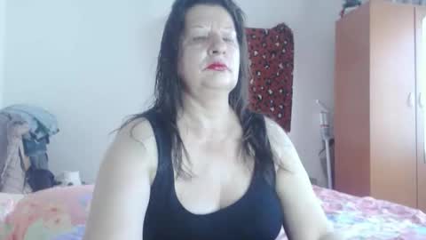 Snapshot of extasymature chatting on 8, 5, 2026 ExtasyMature online show from 8, 5, 2026