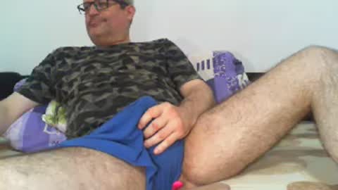 Snapshot of eyes12 chatting on 7, 7, 2026 GEORGE online show from 7, 7, 2026