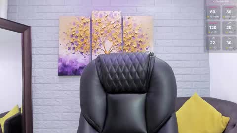 Snapshot of eyes_duque chatting on 8, 11, 2025 online show from 8, 11, 2025