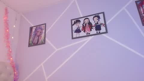 eyes_moonn online show from 27, 11, 2025