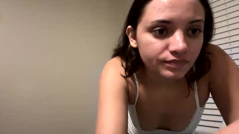 eyesfurjennifer online show from 22, 9, 2025