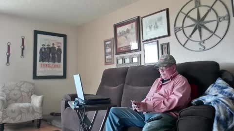 Eyeswideshut63 online show from 6, 11, 2025