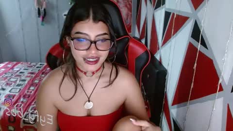 Snapshot of eyfy_bbs chatting on 15, 1, 2025 Nadia online show from 15, 1, 2025