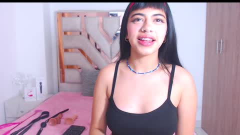 Snapshot of eylin_sofia chatting on 28, 2, 2025 eylin_sofia online show from 28, 2, 2025