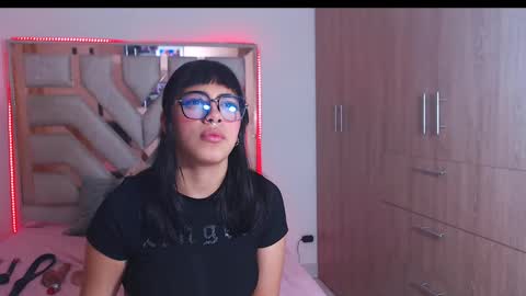Snapshot of eylin_sofia chatting on 7, 3, 2025 eylin_sofia online show from 7, 3, 2025
