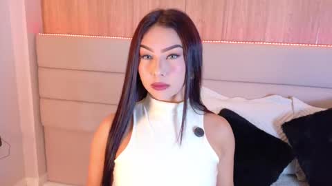 Snapshot of eymicooper chatting on 10, 11, 2025 eymicooper online show from 10, 11, 2025