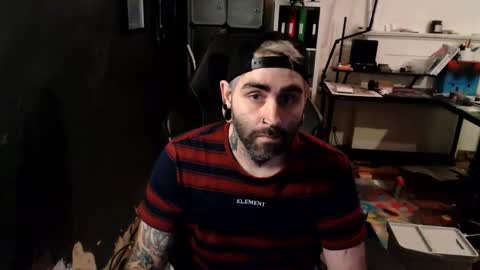 Snapshot of eytab chatting on 31, 10, 2025 Eytab online show from 31, 10, 2025